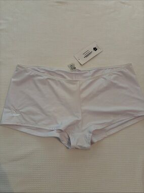 Hapari White Boyshort Swim Bottoms size 2X